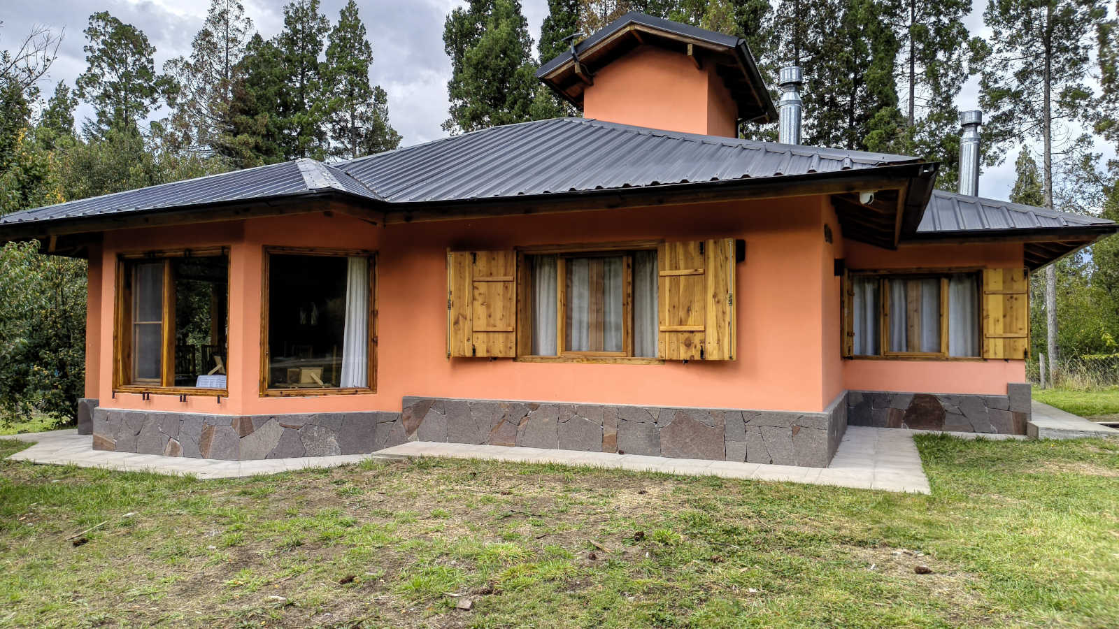 Exterior de la Cabaña Coihue